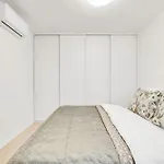 Modern Airport - Bts & Avion Mall Appartement Bratislava