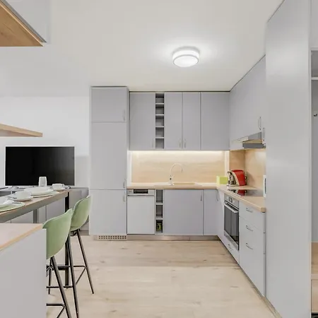 Modern Airport - Bts & Avion Mall Apartament Bratislava