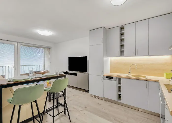 Modern Airport - Bts & Avion Mall Apartamento