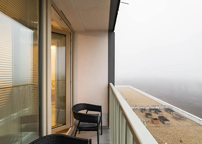 Modern Airport - Bts & Avion Mall Apartamento