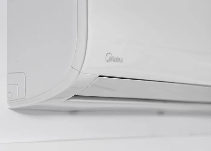 Modern Airport - Bts & Avion Mall